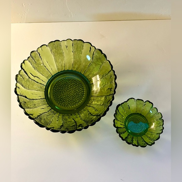 MCM Anchor & Hocking Sunflower Chip + Dip Bowl - Picture 1 of 6